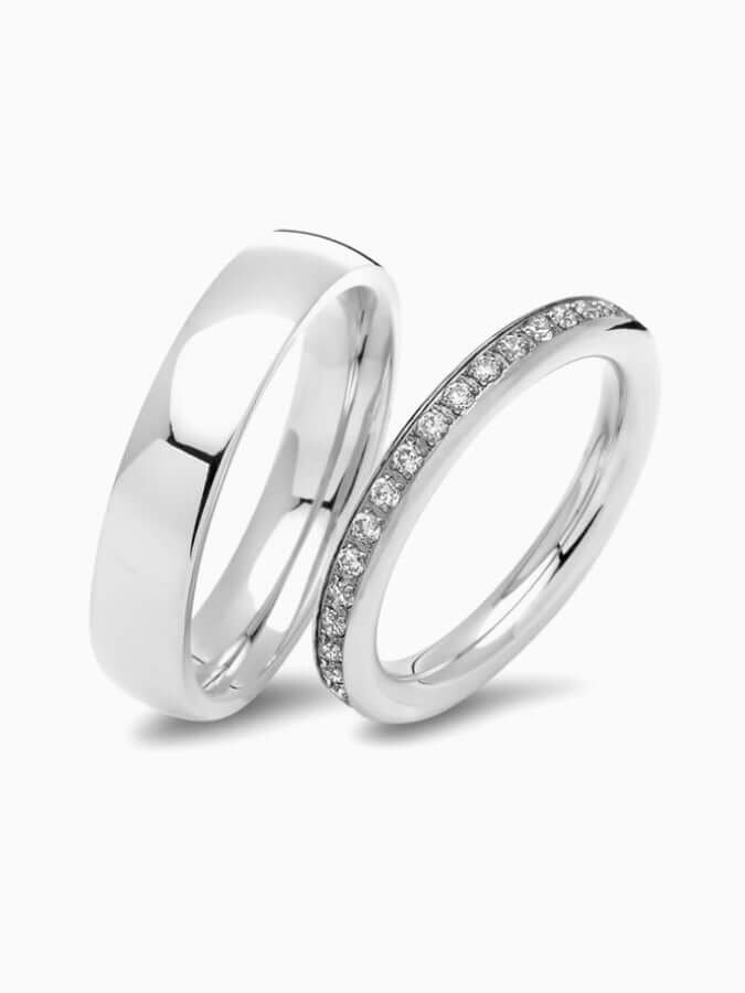 Diamond Accent Solitaire